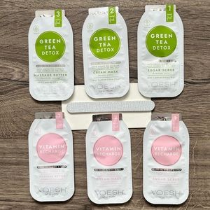 Voesh mani moments mani in a box duo